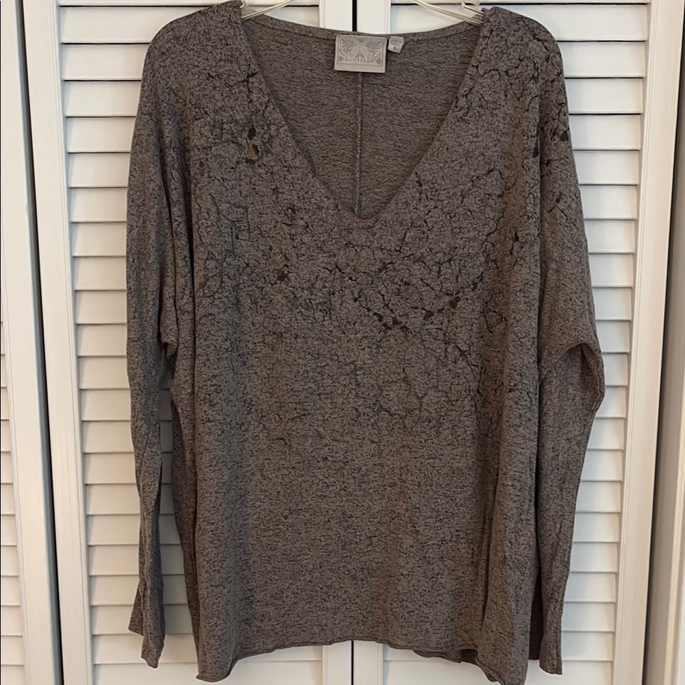 Dantelle Gray Relaxed Ribbed Blouse